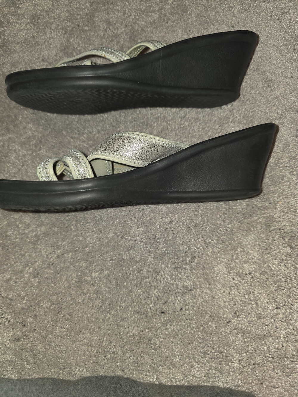 Skechers Women's Silver Comfort Sandal - Slip-On Strappy Slides - Picture 3 of 5